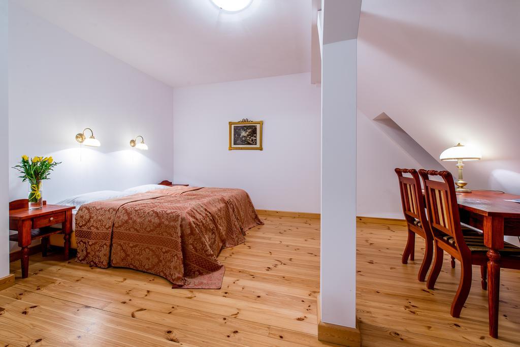 Zamek W Tykocinie Hotell Rum bild