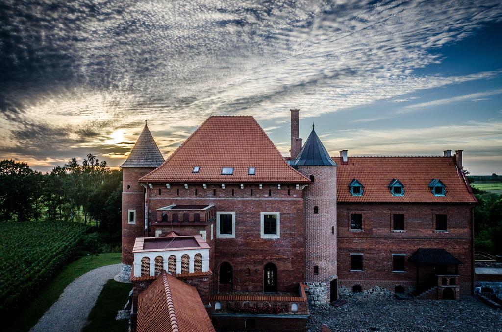 Zamek W Tykocinie Hotell Exteriör bild