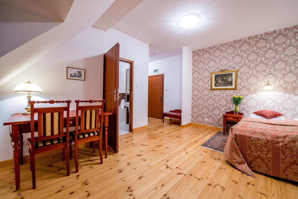 Zamek W Tykocinie Hotell Rum bild