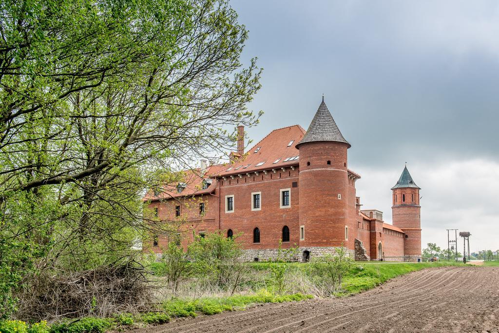 Zamek W Tykocinie Hotell Exteriör bild