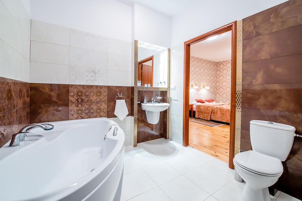 Zamek W Tykocinie Hotell Rum bild